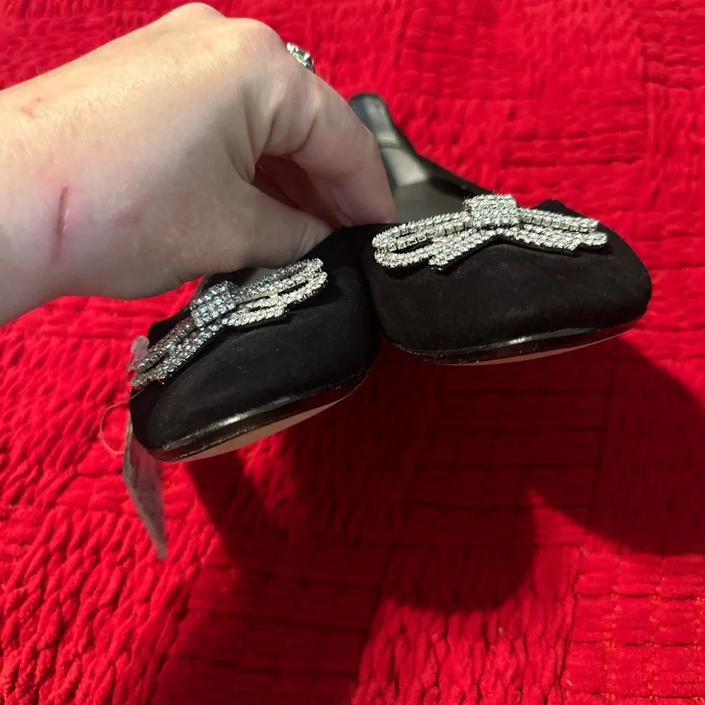 NWT Martinez Valero Black Suede Rhinestone Bow Gorgeous Ballet Flats 6.5 - Picture 4 of 11